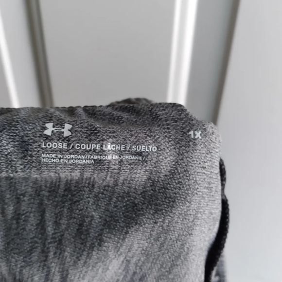 Under Armour Women's Play Up 3.0 Twist shorts, size 1X - Picture 6 of 10